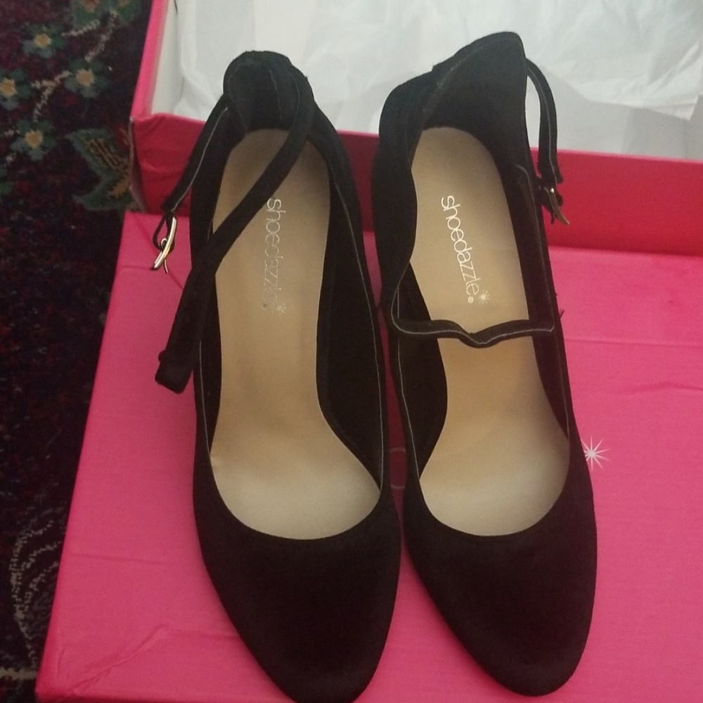 Dress  shoes
